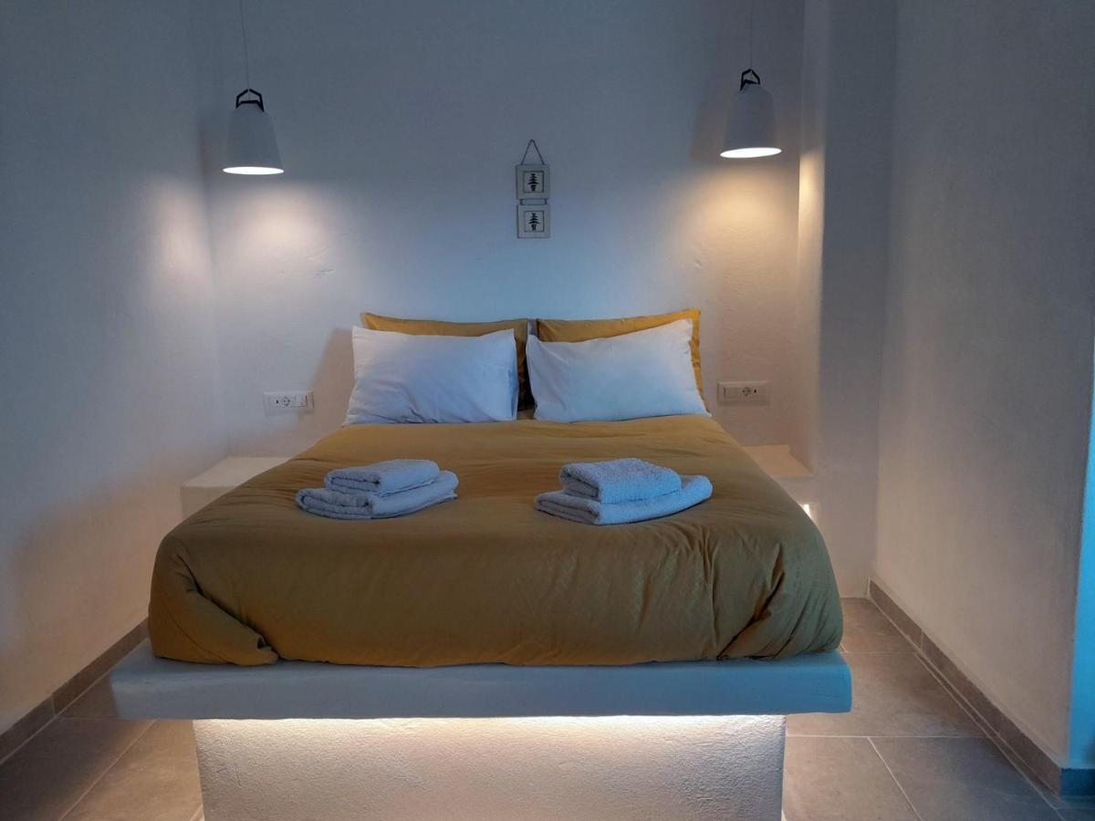 Sunny Guest House New Port Mykonos Tourlos Buitenkant foto